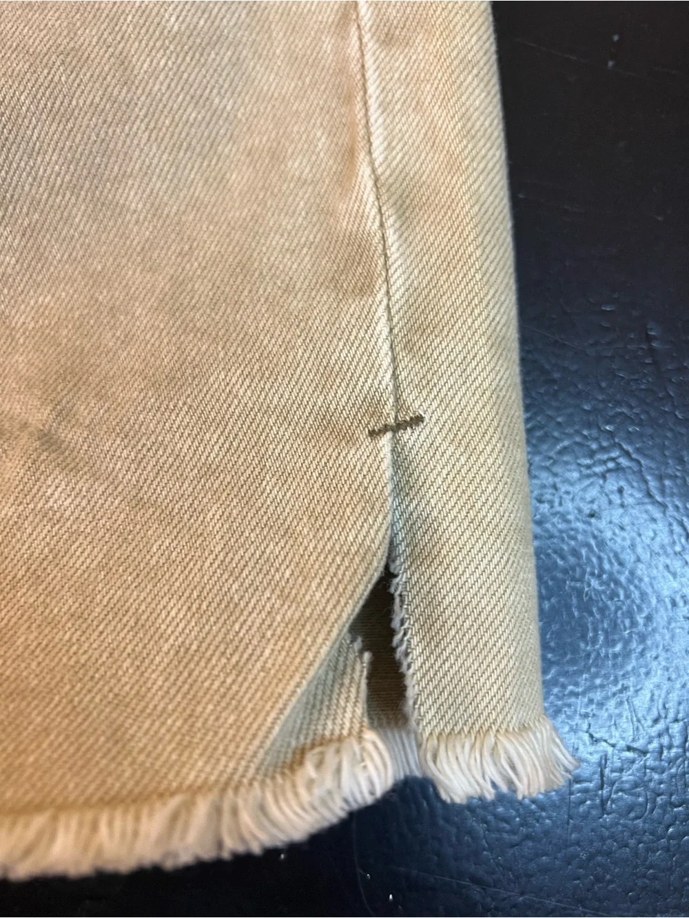 Easel NWOT Boutique Tan Distressed Button Fly Jean‎ Shorts Jorts Sz M Raw Hem